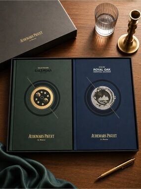 Audemars Piguet AP Perpetual Calendar Collector Book Set Royal Oak Novelties New